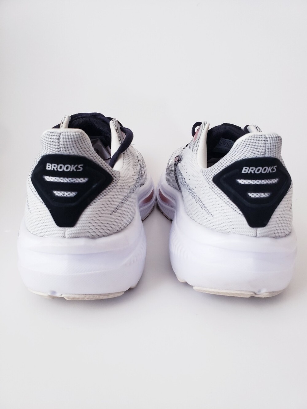 Brooks Ghost 17 Women's Running Shoes White Black Rose Gold - Picture 8 of 16
